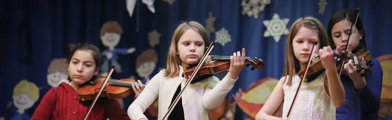 Miss Emily Violin: Capturing a Studio Concert in Baltimore